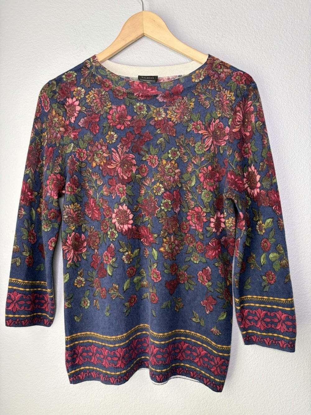 Talbots 100% Pure Cashmere Pullover Sweater Pink/Blue/Red Floral Print MEDIUM